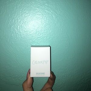 Colourpop Silicone Beauty Blender
